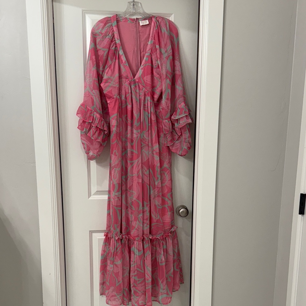 Elegant Pink and Green Women's Dress